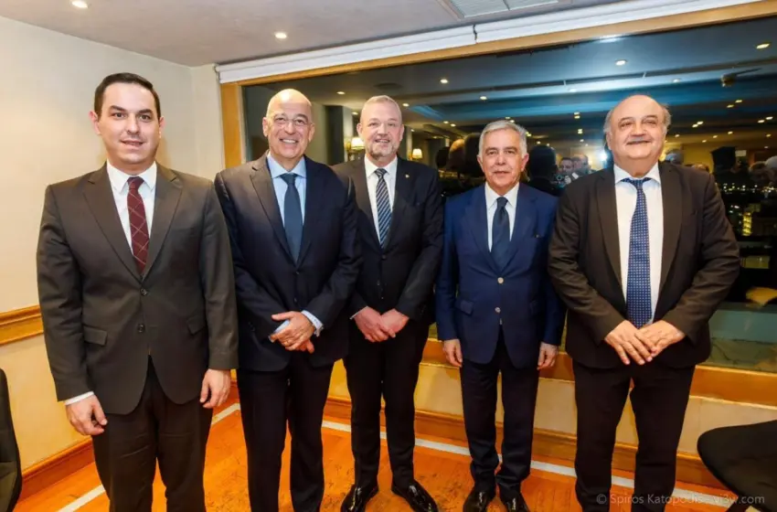  Δένδιας: Πρωτοφανής η ανάπτυξη της Ελλάδας εκτός των συνόρων της