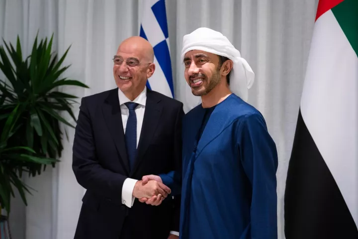 dendias hnwmena aravika emirata