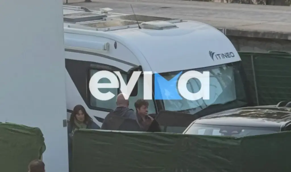 eftase stin euvoia o mprad pit pou tha sinexistoun ta girismata ton the riders