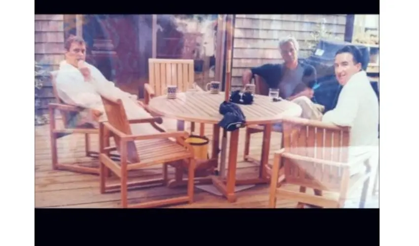  Άντριου, Μάντελσον και Έπστάιν εμφανίζονται μαζί για 1η φορά σε φωτογραφία ντοκουμέντο