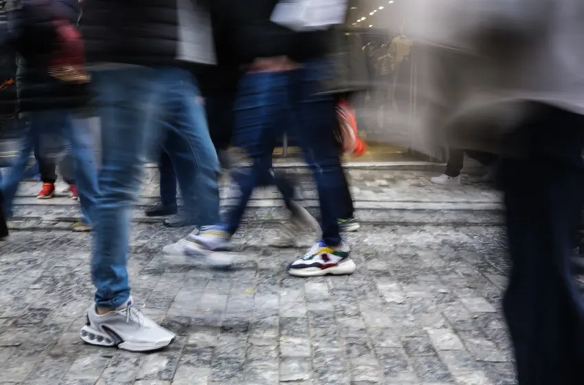  Μεγάλη έρευνα για τη “δεύτερη εργασία” με… ρέκορντμεν τους Έλληνες