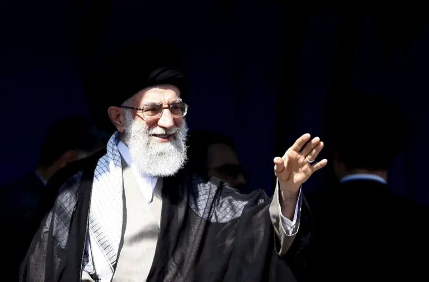  Επίσημα νεκρός ο Χαμενεΐ-Πανηγυρισμοί και θλίψη στην Τεχεράνη-Ξεκίνησαν διαδικασίες διαδοχής-Προσωρινό συμβούλιο αναλαμβάνει την ηγεσία