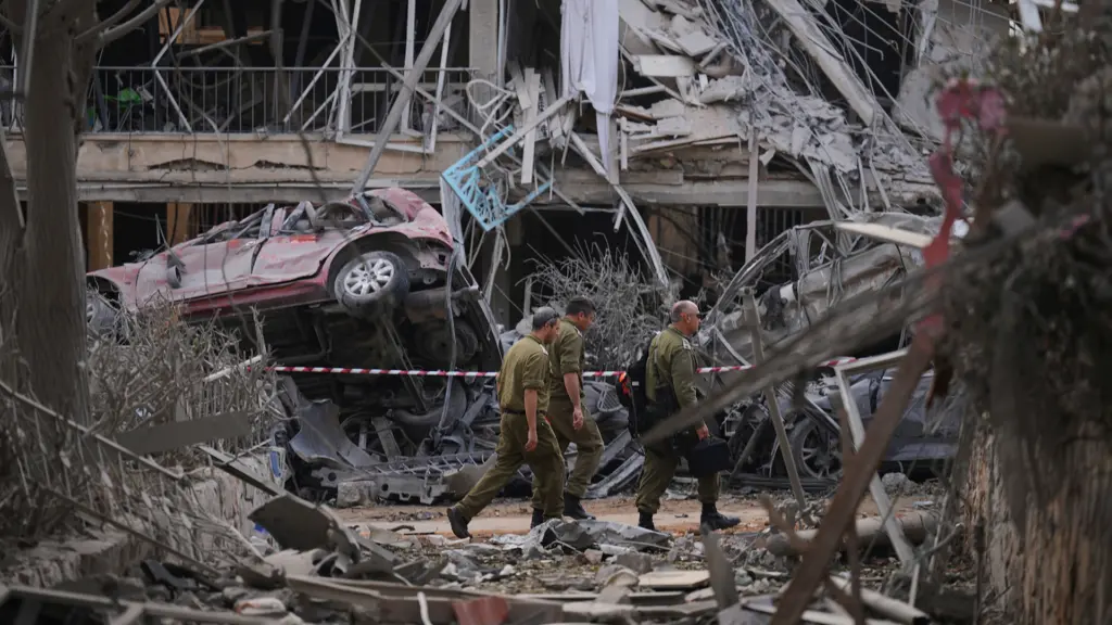 israil epithesi iran nekroi