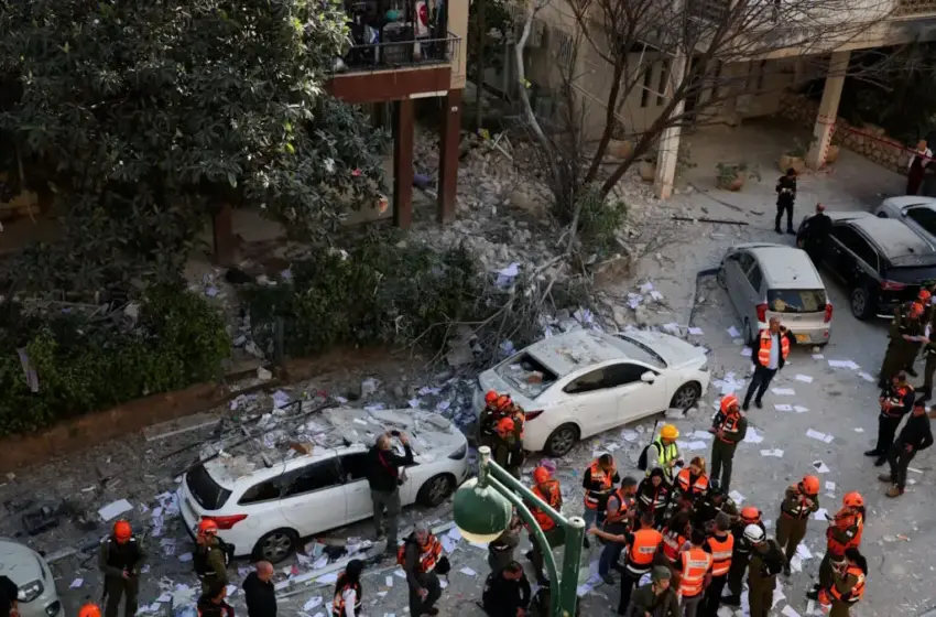  Τουλάχιστον 12 τραυματίες στο Ισραήλ από το νέο μπαράζ πυραυλικών επιθέσεων