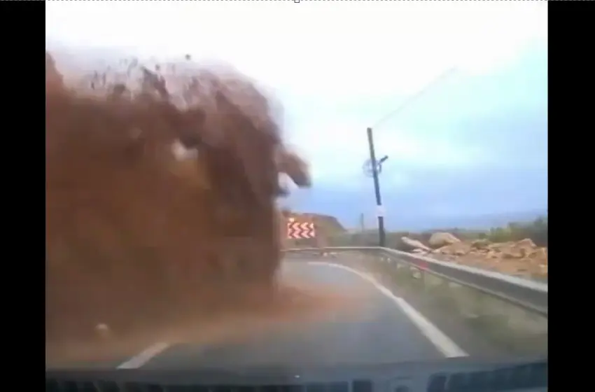 Τουρκία: Τεράστια κατολίσθηση “έθαψε” αυτοκίνητο- Συγκλονιστικό βίντεο