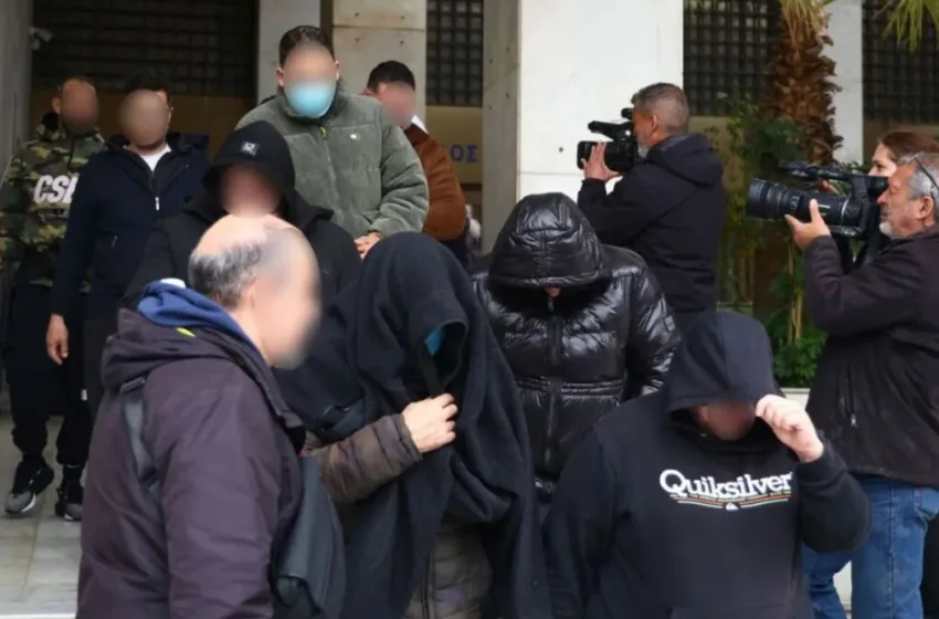  Νέοι αποκαλυπτικοί διάλογοι των μελών του κυκλώματος με απάτες κατά του ΕΦΚΑ