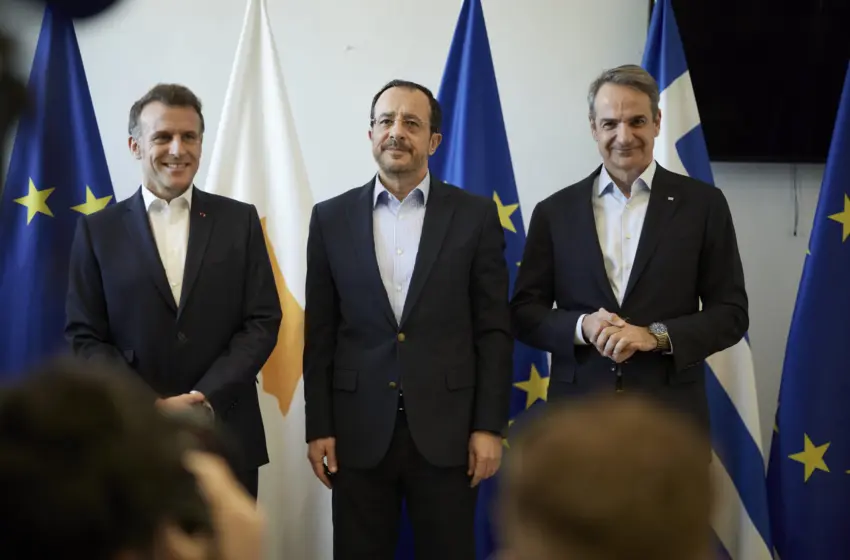  Ανάρτηση Μακρόν στα ελληνικά μετά την συνάντηση με Μητσοτάκη-Χριστοδουλίδη- Το μήνυμά του