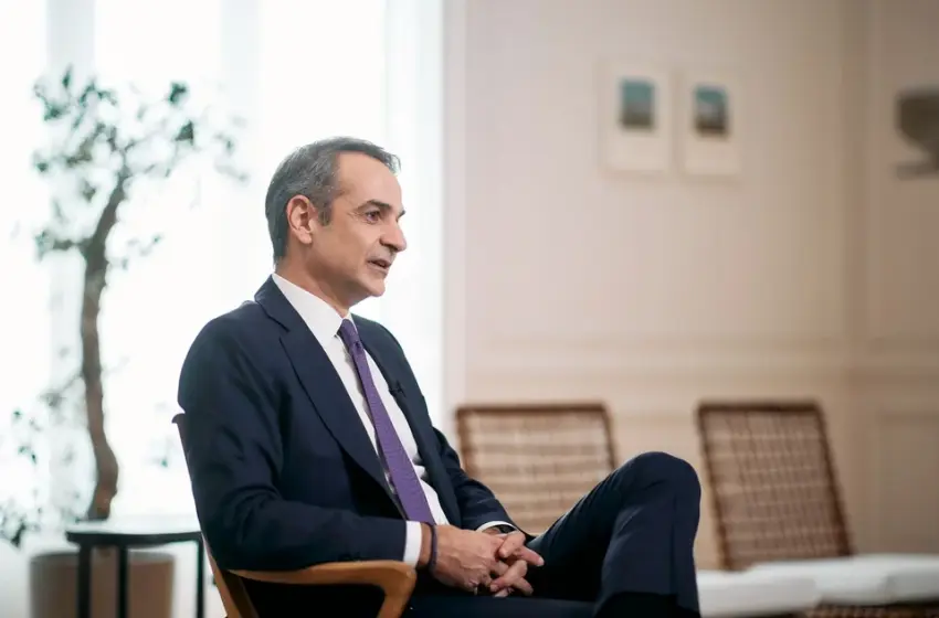  Μητσοτάκης: “Έτοιμοι για όλα τα ενδεχόμενα” λόγω Ιράν-Όχι πρόωρες εκλογές, στόχος η αυτοδυναμία το 2027