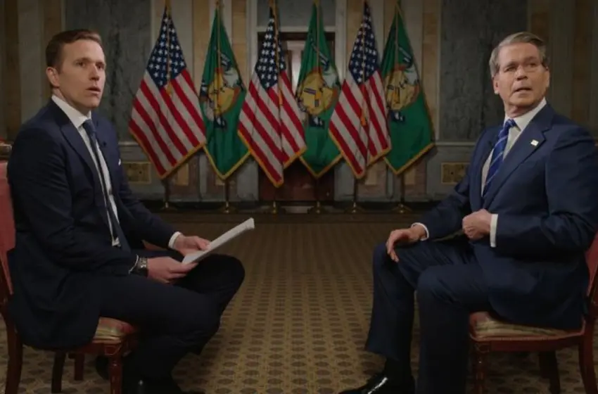  Διακοπή σε live συνέντευξη του Μπέσεντ: “Ο Τραμπ θέλει να σας δει αμέσως”- Επέστρεψε ταραγμένος (vid)