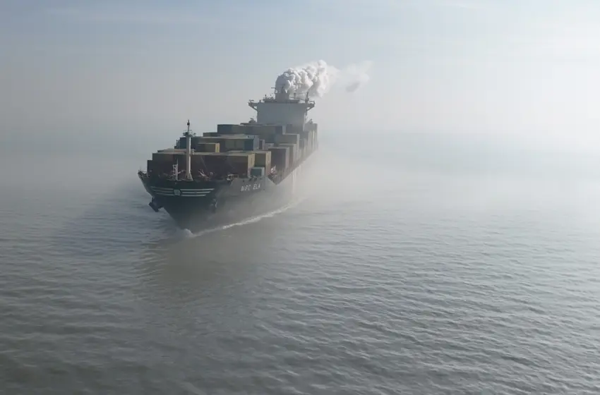  Μόλις 77 πλοία έχουν περάσει από τα Στενά Ορμούζ, το 13% ήταν ελληνικών συμφερόντων