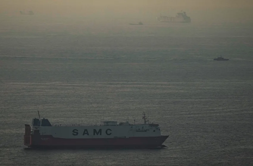  Περιορισμένη η κίνηση των πλοίων στα Στενά του Ορμούζ