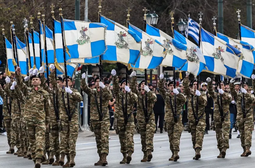  Η μεγάλη στρατιωτική παρέλαση στην Αθήνα