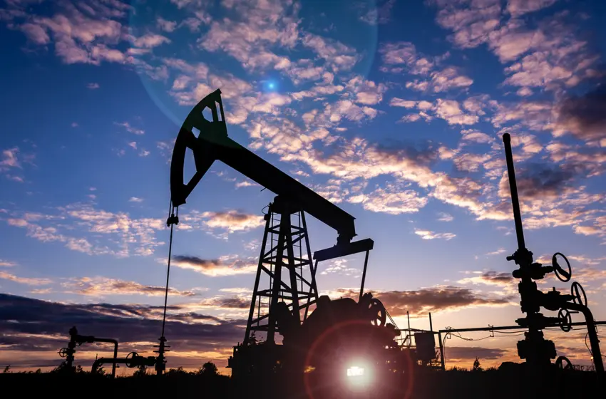  Πετρέλαιο: Οι ΗΠΑ δεν αποδεσμεύουν στρατηγικά αποθέματα- ΟΠΕΚ+: Αυξάνεται η παραγωγή- Άνοδος τιμής 10%