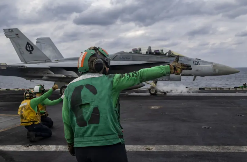  Γιατί ο Τραμπ βλέπει εσπευσμένα Λόκχιντ Μάρτιν και RTX- Το νέο μέτωπο στην Ουάσιγκτον