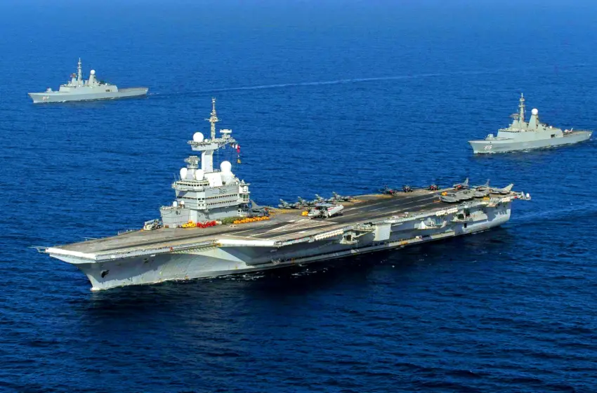  Le Monde: Γάλλος αξιωματικός αποκάλυψε κατά λάθος τη θέση του “Σαρλ ντε Γκωλ”