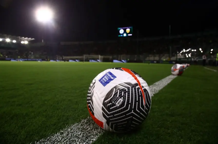  Super League: Πρεμιέρα με Ολυμπιακός-ΑΕΚ και ΠΑΟΚ-Παναθηναϊκός στα play offs