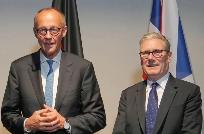  Στάρμερ, Μερτς και Μελόνι σε στενή συνεργασία για την ασφάλεια της ναυσιπλοΐας στα Στενά Ορμούζ