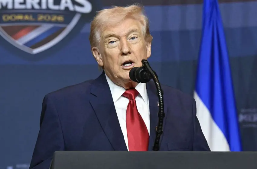  Τραμπ: Πολύ νωρίς να μιλάμε για την κατάσχεση του πετρελαίου στο Ιράν