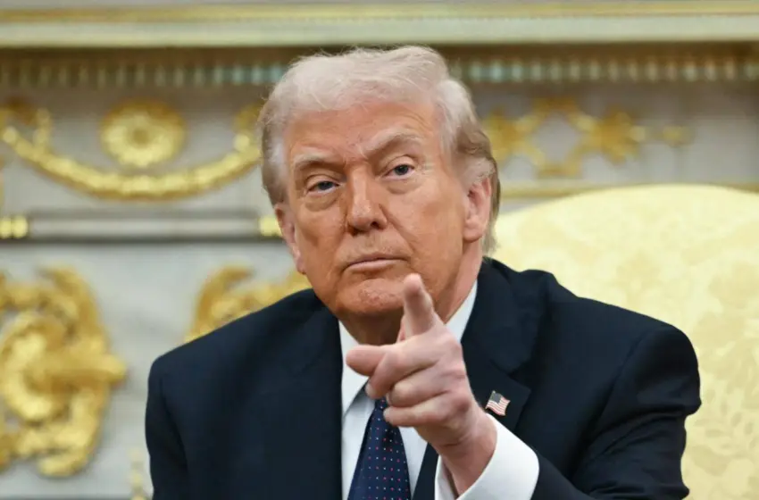  Ο Τραμπ και οι σύμβουλοί του συζητούν τον ρόλο των ΗΠΑ στο μεταπολεμικό Ιράν