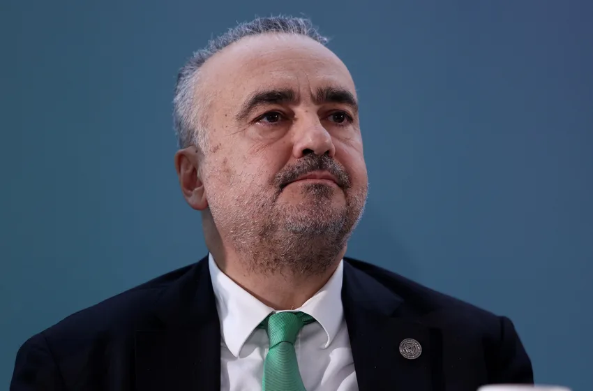  Βερβεσός κατά Σεβαστίδη: Όποιος κωφεύει στην αποφλοίωση του Κράτους Δικαίου, εκτίθεται ανεπανόρθωτα