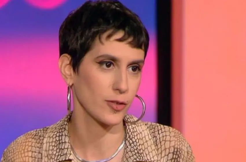  “Το Βαλς των Χαμένων Ονείρων”: Το viral τραγούδι της Μαριάνας Κατσιμίχα άλλαξε τίτλο μετά από απαίτηση του γιου του Χατζιδάκι