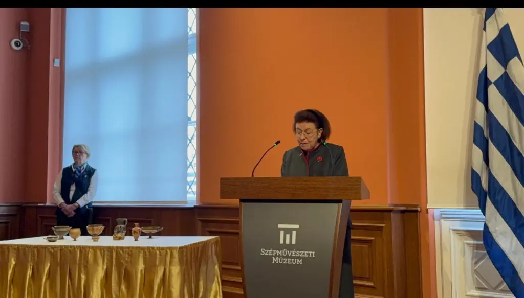 Η Υπουργός Πολιτισμού Λίνα Μενδώνη