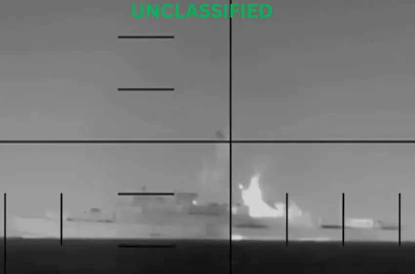  Βίντεο-ντοκουμέντο από την αμερικανική επίθεση σε ιρανική φρεγάτα- Τουλάχιστον 80 νεκροί