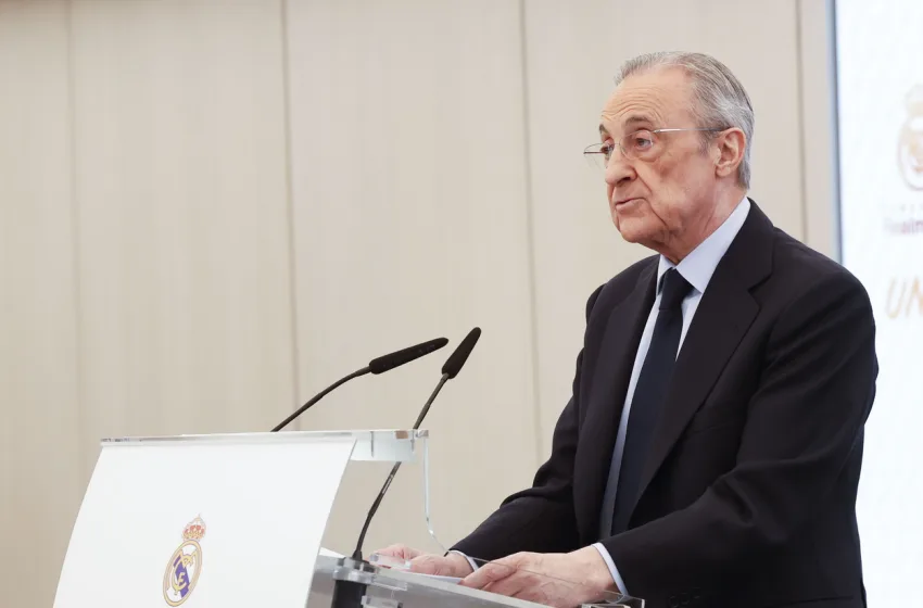  Στα αποδυτήρια της Ρεάλ ο Φλορεντίνο Πέρεθ: “Ένας χρόνος χωρίς τίτλους είναι αποτυχία, δύο είναι… ανυπόφοροι”