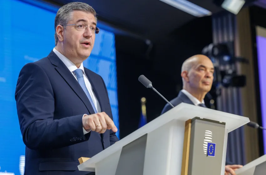  Τζιτζικώστας: Οι ακυρώσεις πτήσεων δεν συνδέονται με επάρκεια καυσίμων, αλλά με τις υψηλές τιμές