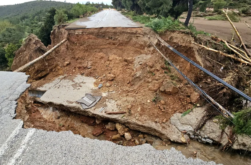  Erminio: Νέο έκτακτο από ΕΜΥ-Ένας νεκρός, μεγάλα προβλήματα στην Αττική-Βούλιαξε ο δρόμος προς Καλλιτεχνούπολη