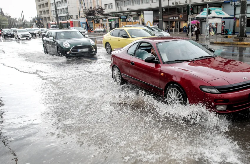  Κακοκαιρία Erminio: Ήχησε το 112 και στην Αττική- Περιορίστε τις μετακινήσεις