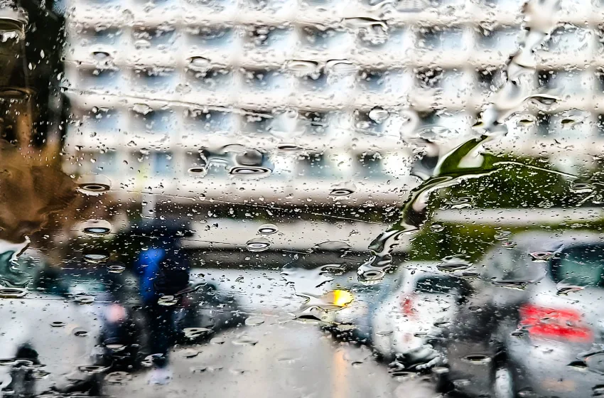  Κακοκαιρία Erminio: Ποιες περιοχές βρίσκονται στο κόκκινο- Ποια σχολεία θα είναι κλειστά και αύριο Πέμπτη