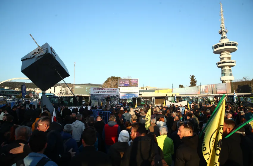  Έκτακτη σύσκεψη Σχοινά με κτηνοτρόφους και τυροκόμους της Λέσβου για τον αφθώδη πυρετό