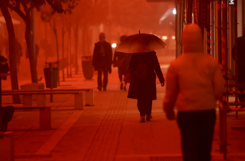  Κακοκαιρία Erminio: Πλημμύρες στον Πόρο, προβλήματα στην Αττική και άλλες περιοχές- Κλειστά σχολεία (vid)