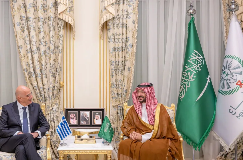  Ο υπ. Άμυνας της Σαουδικής Αραβίας ευχαρίστησε τον Δένδια για τους ελληνικούς patriot