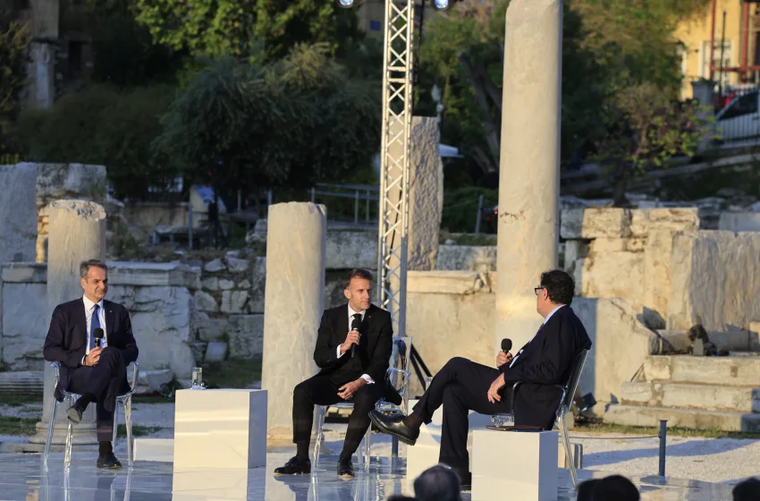  Συζήτηση Μητσοτάκη-Μακρόν: “Τα επόμενα χρόνια θα είναι υπαρξιακής σημασίας για την ΕΕ”