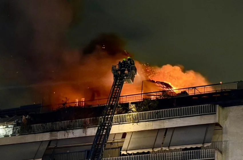  Νέα Σμύρνη: Μία γυναίκα έχασε τη ζωή της από τη φωτιά που ξέσπασε σε διαμέρισμα (vid)
