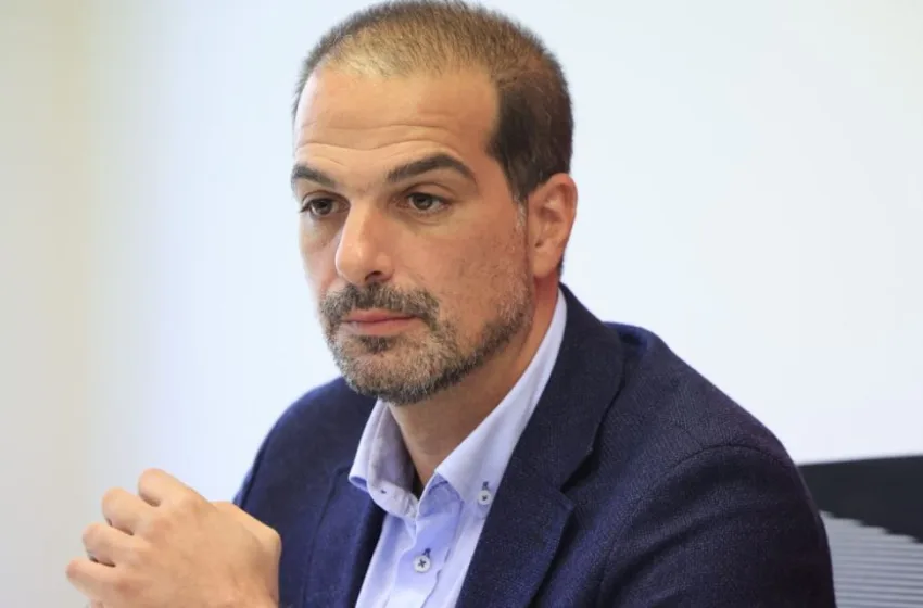  Σακελλαρίδης: ”Έπρεπε να παρέμβει η κ. Μπακογιάννη για να κατανοήσουν στην κυβέρνηση ότι δεν μπορεί να παραμένει στην υπουργική θέση ο Μ. Λαζαρίδης”