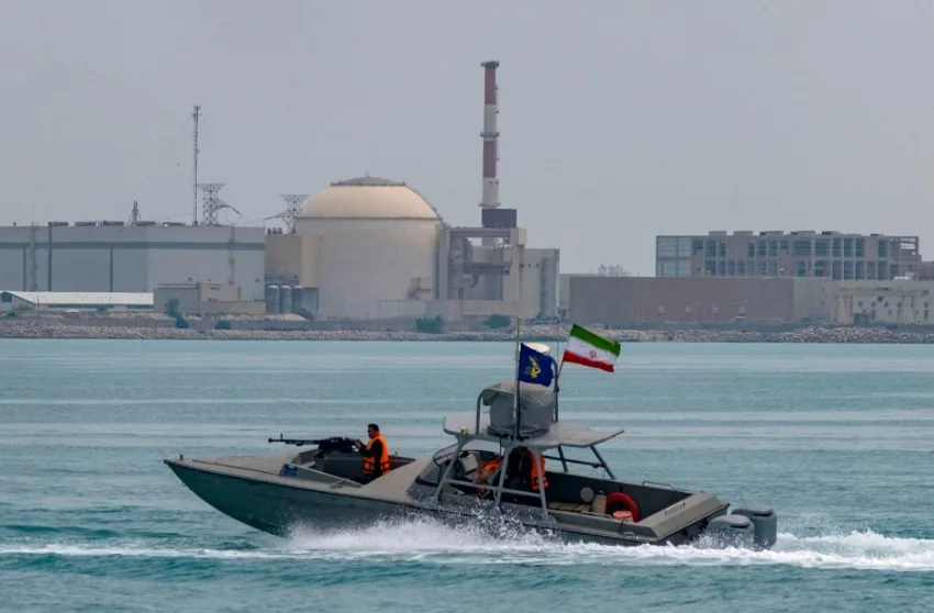  Φρουροί της Επανάστασης: ”Τα Στενά του Ορμούζ θα γίνουν θανάσιμη δίνη για τους εχθρούς μας”