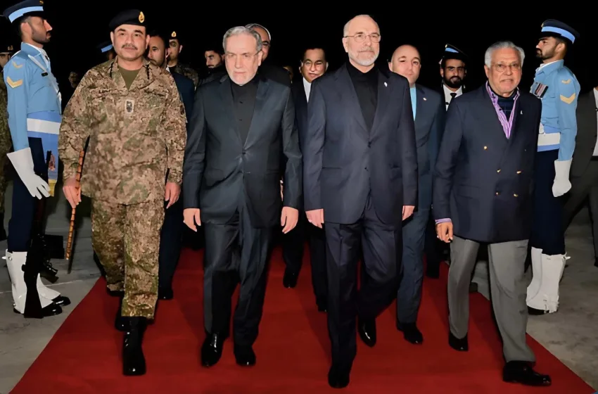  Αραγκτσί vs Καλιμπάφ: Ποιος κυβερνά τελικά στο Ιράν;