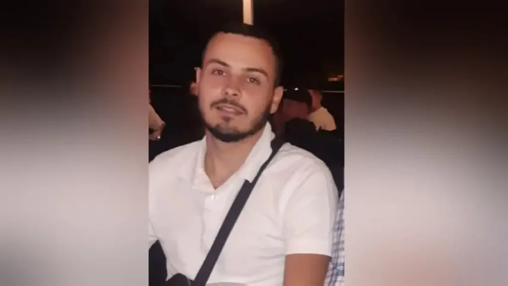 agios dimitrios 25xronos dolofonia