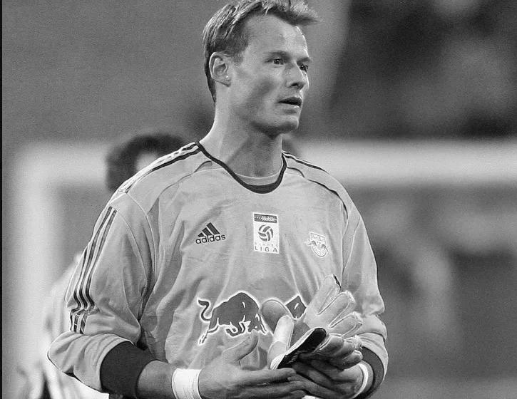  Θρήνος στο Ποδόσφαιρο:  Νεκρός σε τροχαίο ο 48χρονος βετεράνος τερματοφύλακας  Άλεξ Μάνιγκερ