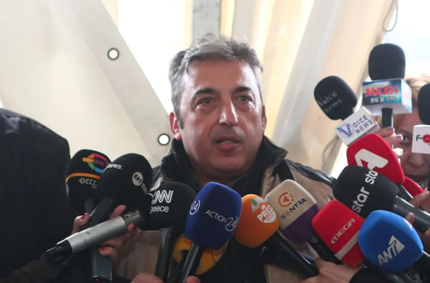  Ασλανίδης:”Δεν είμαστε εγκληματική οργάνωση, χάσαμε τα παιδιά μας” -Αντιδράσεις για την “αστυνομοκρατία” στα Τέμπη