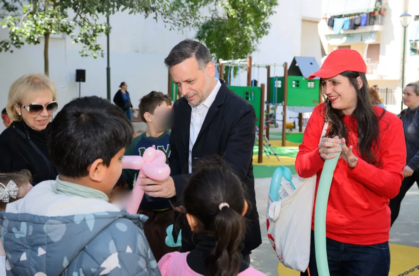  Δούκας: Μια παιδική χαρά κάθε μήνα στις γειτονιές της Αθήνας