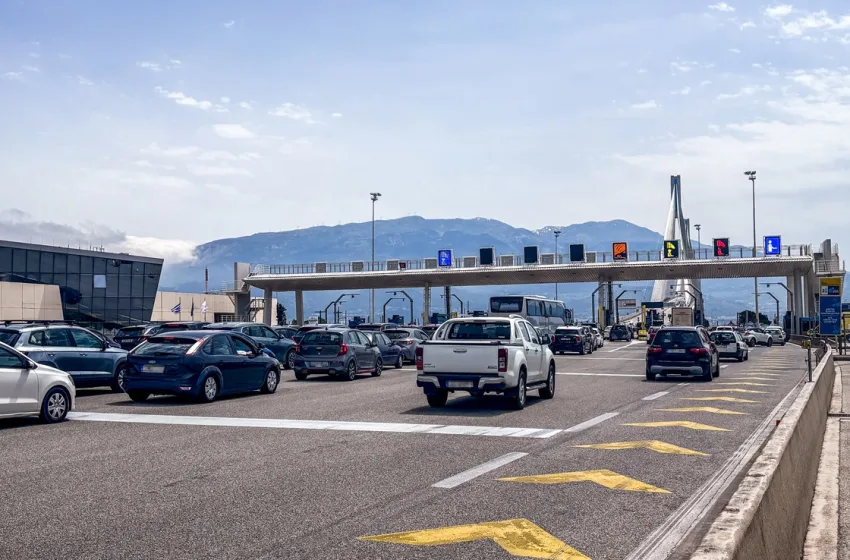  Συνεχίζεται η επιστροφή των εκδρομέων του Πάσχα- Πού παρουσιάζονται καθυστερήσεις