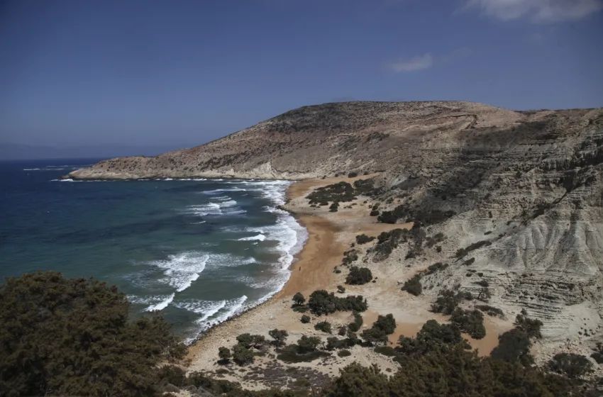  “Πόλεμος” στη Γαύδο για τις καβάτζες-Ματ, επιθέσεις, συλλήψεις-Ο αδελφός της Δημάρχου χτύπησε πολίτη με μαδέρι