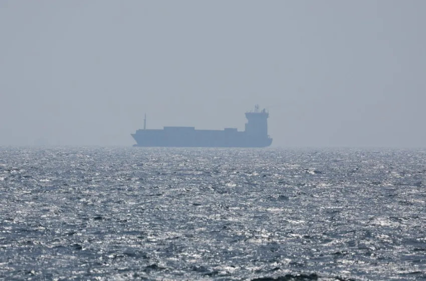  Ιράν: Τα Στενά του Ορμούζ δεν θα ανοίξουν με μια προσωρινή εκεχειρία