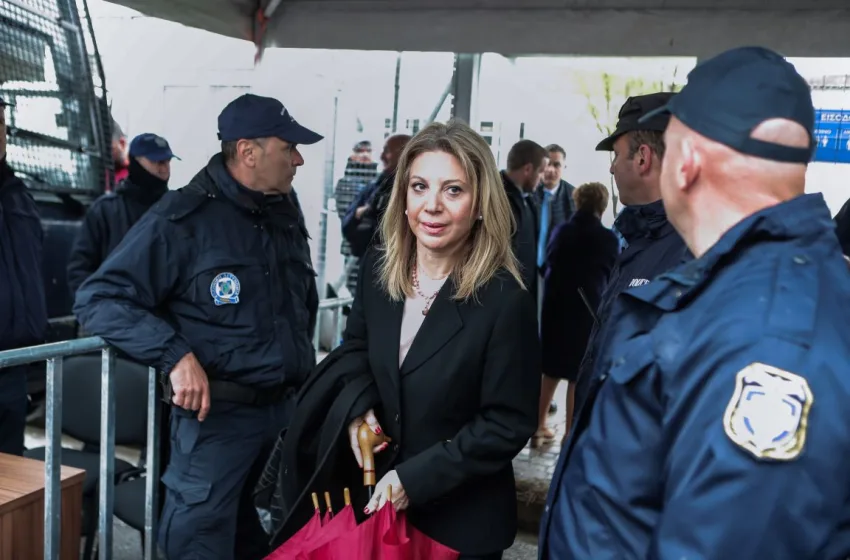  Τέμπη: Ο διάλογος της Καρυστιανού με την πρόεδρο