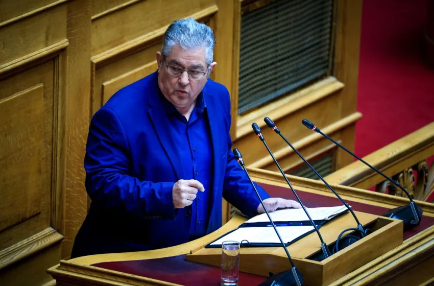  Κουτσούμπας: Ο λαός εξοργίζεται από τα σκάνδαλα και καλείται να πληρώσει τα σπασμένα 