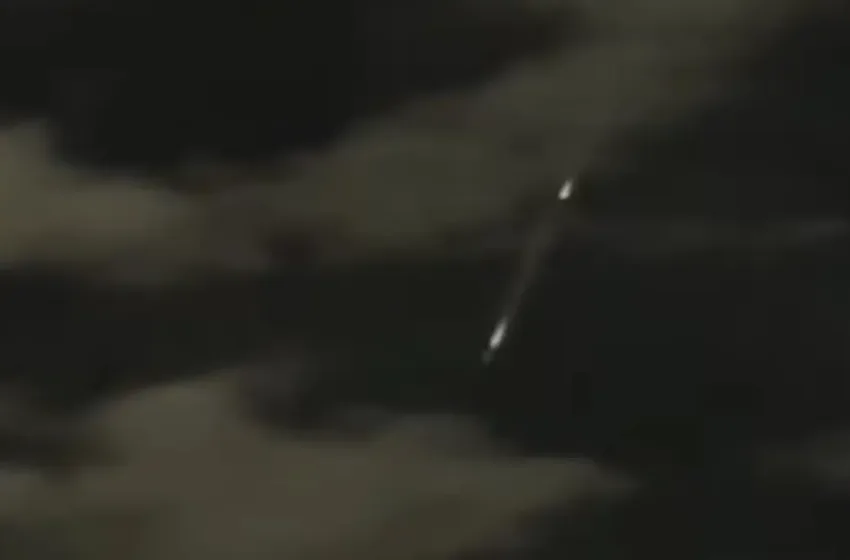  Λήμνος: Φλεγόμενα αντικείμενα πέφτουν από τον ουρανό- Τα σενάρια (vid)